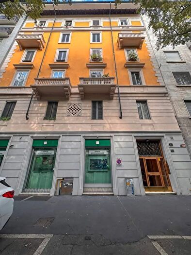 Appartamento quadrilocale in affitto in Viale Lombardia Milano, Milano