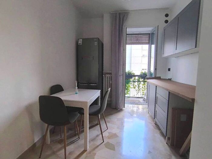 Appartamento bilocale in affitto in VIA MAMIANI, Cimiano, Milano