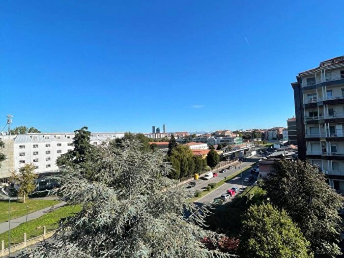 Appartamento con 5 locali in affitto in Via Luigi Soderini, Tripoli Soderini, Milano