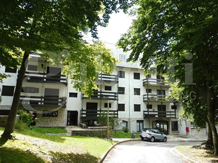 Appartamento bilocale in vendita in Via Monte Cogolin, Lusiana Conco