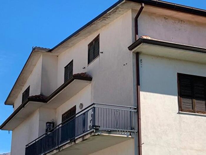 Casa con 6 locali in vendita in Via Sferracavallo, Sora