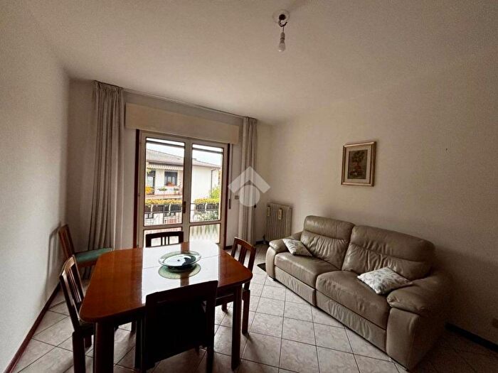 Appartamento trilocale in affitto in Via San Giuseppe, Centro, Conegliano