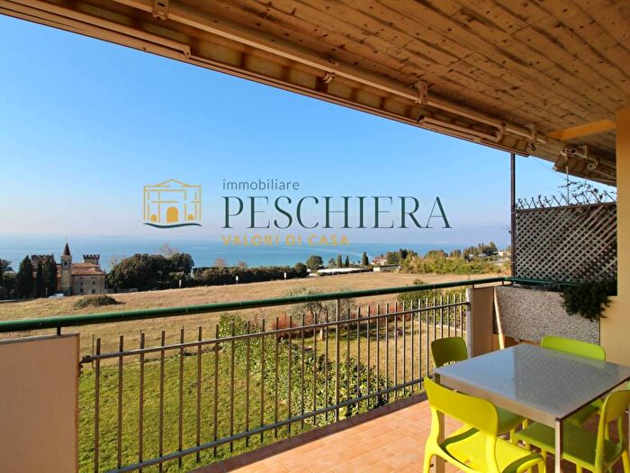 Appartamento trilocale in affitto in Via Vivaldi, Centro, Lazise