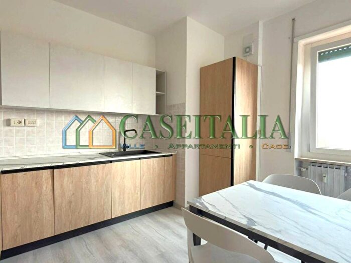 Appartamento con 5 locali in affitto in Via Torino, Ivrea