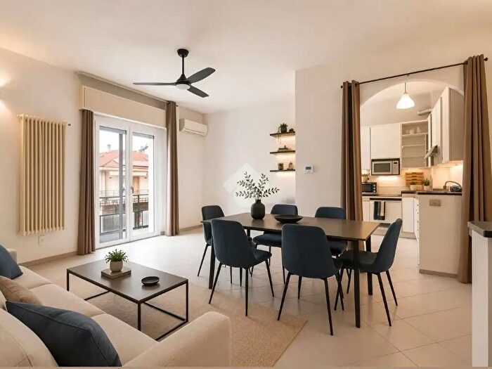 Appartamento quadrilocale in vendita in Via Elisabetta Sirani, Rimini