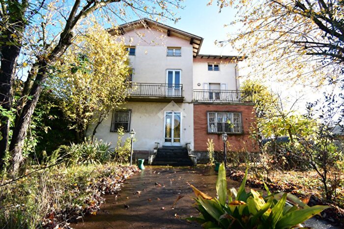 Casa con 5 locali in vendita in Str Langhirano, Parma