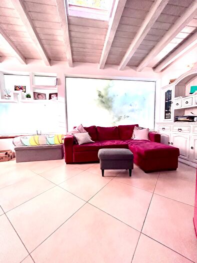 Casa bilocale in vendita in Sarzana