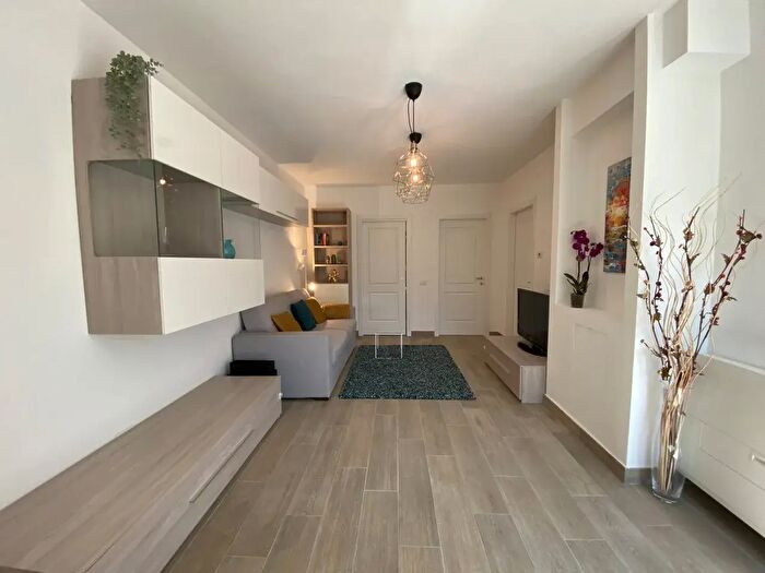 Appartamento quadrilocale in affitto in Via Roma, Bagno A Ripoli