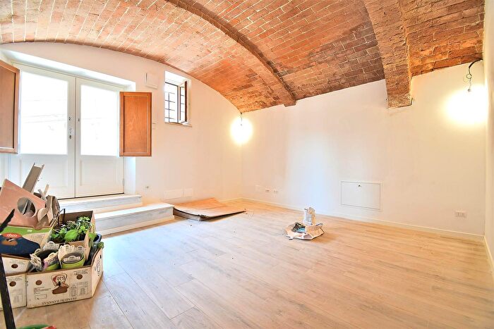 Appartamento bilocale in vendita in Via Pian dOvile, Siena