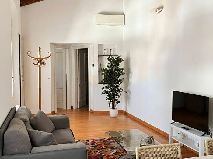 Appartamento trilocale in affitto in Via San Vitale, San Vitale, Bologna