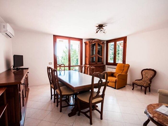 Appartamento con 5 locali in affitto in Località Tre Strade, Pugliola Solaro, Lerici