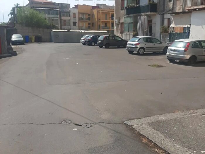 Appartamento trilocale in vendita in Catania
