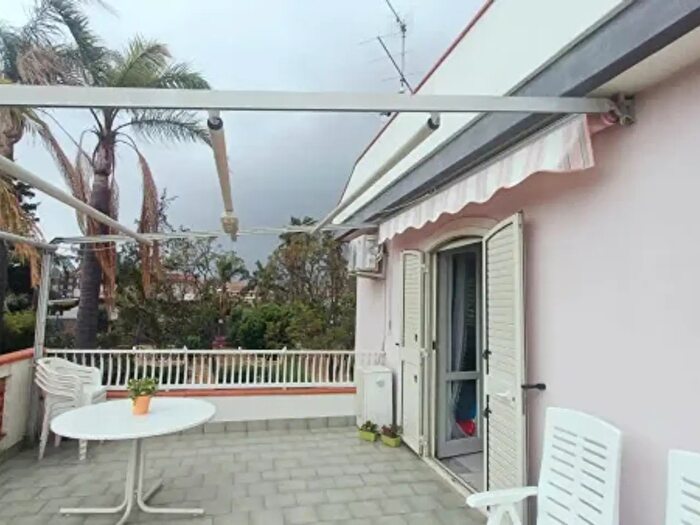 Appartamento bilocale in vendita in Via Spiaggia, Mascali