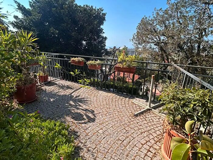 Appartamento bilocale in vendita in Via Virgilio, Bordighera