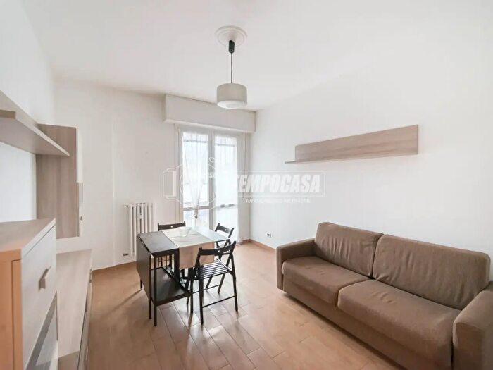 Appartamento monolocale in affitto in Via Lorenteggio, Milano