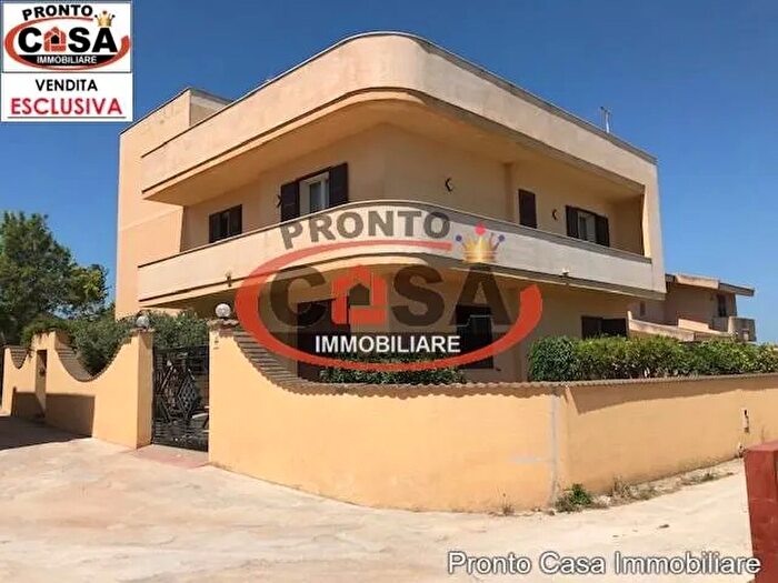 Casa con 8 locali in vendita in Marsala