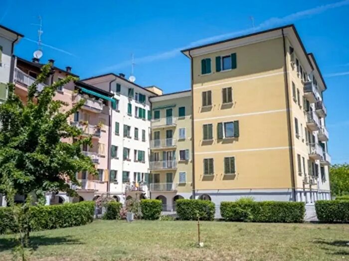 Appartamento trilocale in vendita in Via Faustino Tanara, Parma