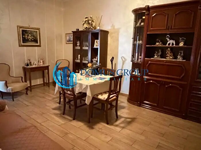 Appartamento quadrilocale in vendita in Via Vittoriano Cavarra, Roma