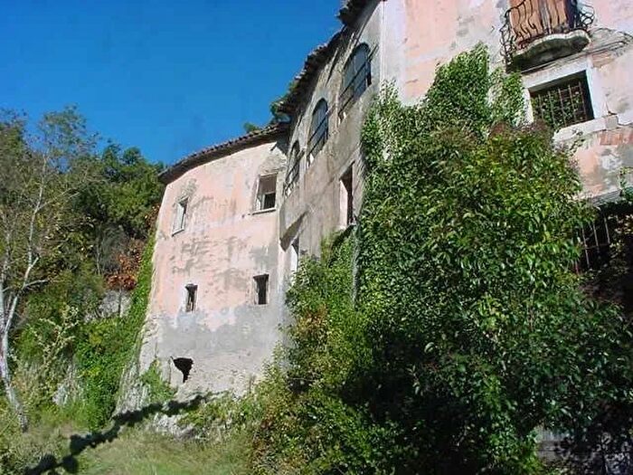 Casa con 20 locali in vendita in Strada Provinciale, Ascoli Piceno
