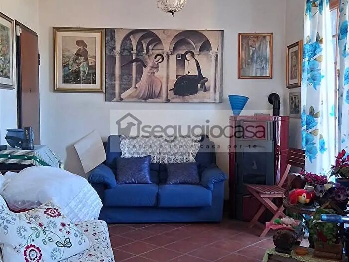 Appartamento con 5 locali in vendita in Roma