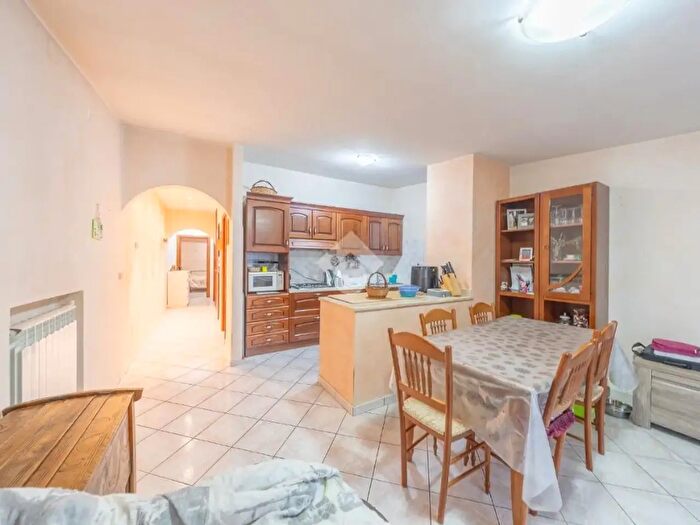 Appartamento trilocale in vendita in Via Angelo Brunetti, Guidonia Montecelio