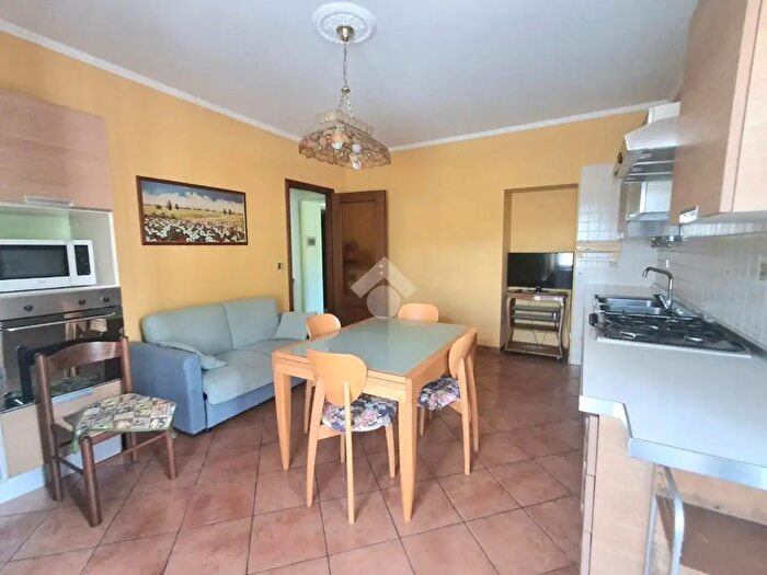 Appartamento quadrilocale in affitto in Via della Chiesa, Cirie'