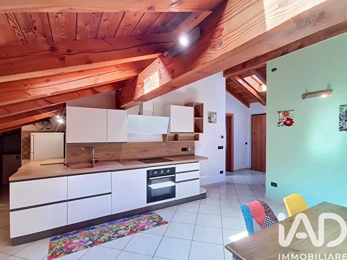 Appartamento quadrilocale in vendita in Via Parigi, Aosta