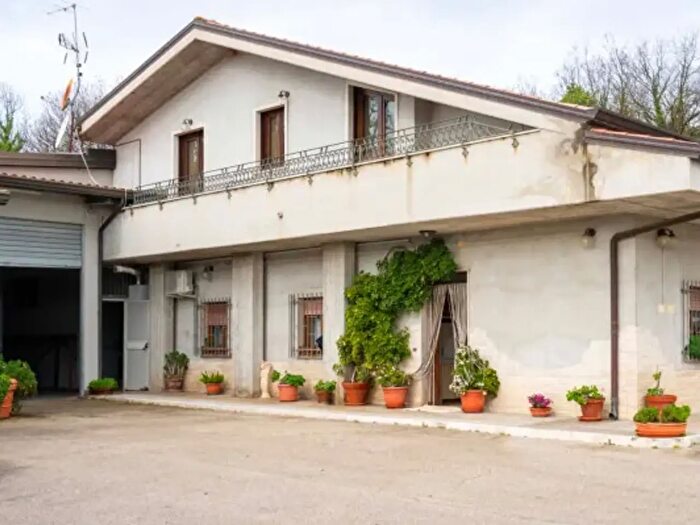 Appartamento trilocale in vendita in Via Pozzo NuovoArco, Roccagorga