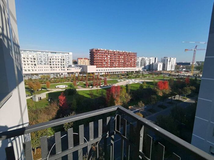 Appartamento trilocale in affitto in Via Vertoiba, Martini Insubria, Milano