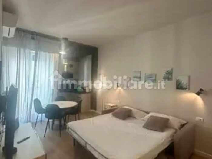 Appartamento monolocale in affitto in Ripa di Porta Ticinese a, Milano