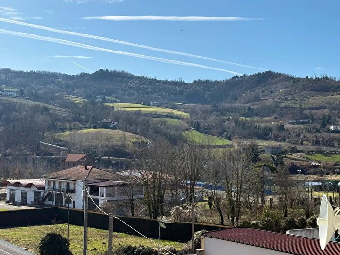 Appartamento con 5 locali in vendita in Via Roma, Monastero Bormida