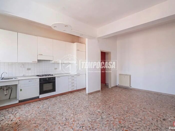 Appartamento trilocale in vendita in Via Magazzini Anteriori, Ravenna