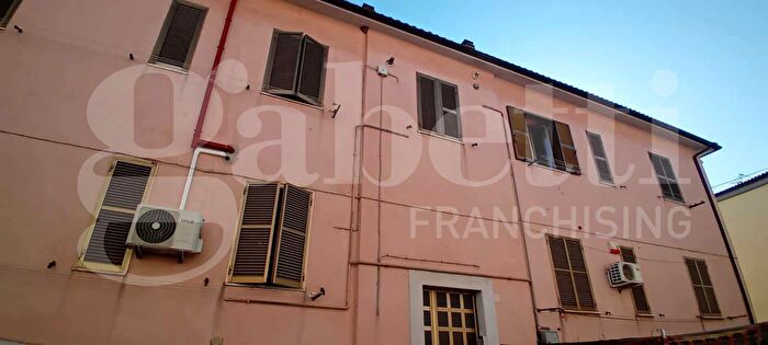 Appartamento quadrilocale in vendita in Via Primo Maggio, Civita Castellana