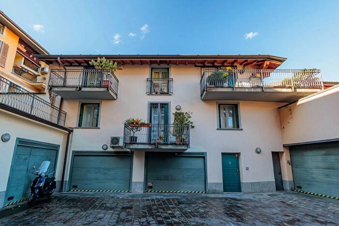 Casa trilocale in vendita in Via Zambonate Bergamo, Bergamo