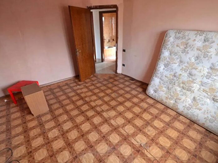 Appartamento con 7 locali in vendita in Carmignano Di Brenta