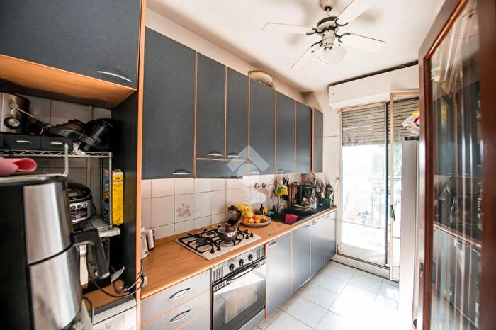 Appartamento bilocale in vendita in Via degli Ontani, Milano