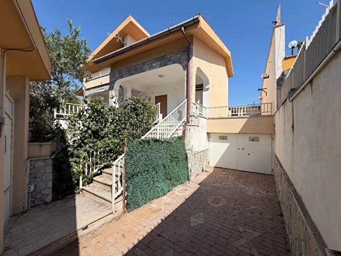 Casa quadrilocale in vendita in Via Ferdinando Magellano, Agrigento