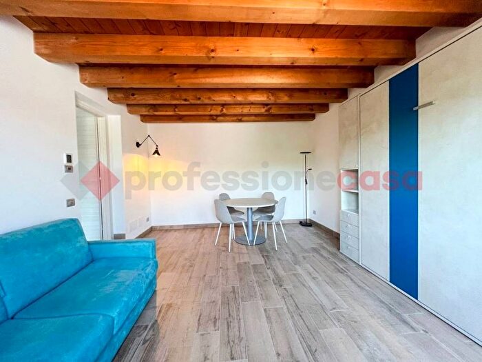 Appartamento trilocale in affitto in VIA FENILON, Santa Lucia Golosine, Verona