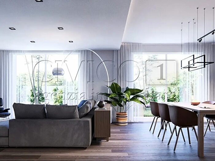 Casa con 6 locali in vendita in Via Sicilia, Rubano