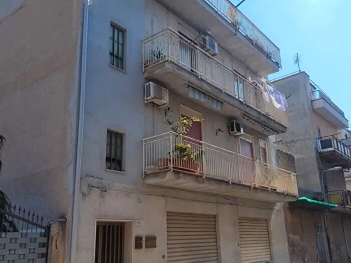 Appartamento quadrilocale in vendita in Via Timeo, Palermo