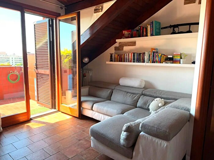 Appartamento trilocale in vendita in Via Bruno Buozzi, Sesto San Giovanni