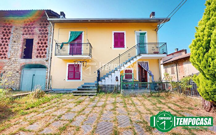 Casa con 6 locali in vendita in Via Mazzini, Sardigliano