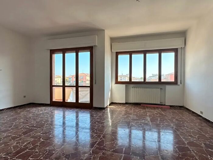 Appartamento con 5 locali in vendita in Ponsacco