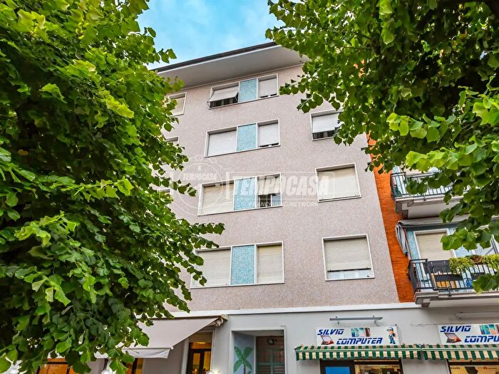 Appartamento trilocale in vendita in Viale Regina Elena, Fossano