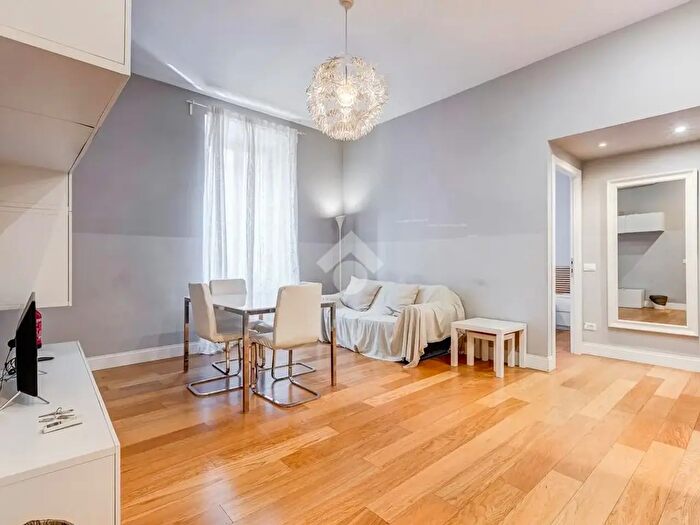 Appartamento trilocale in vendita in Via Giuseppe Giulietti, Roma