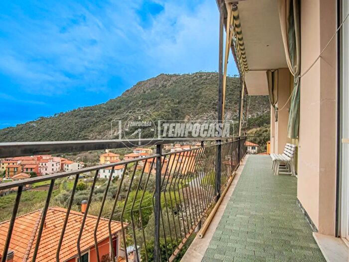 Appartamento quadrilocale in vendita in Via delle Fragole, Casarza Ligure