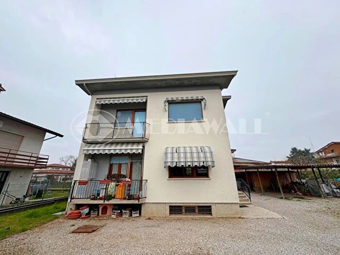 Appartamento con 5 locali in vendita in Via Pinzano, Spilimbergo