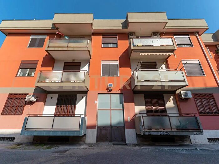 Appartamento quadrilocale in vendita in Via Masaniello, Catania