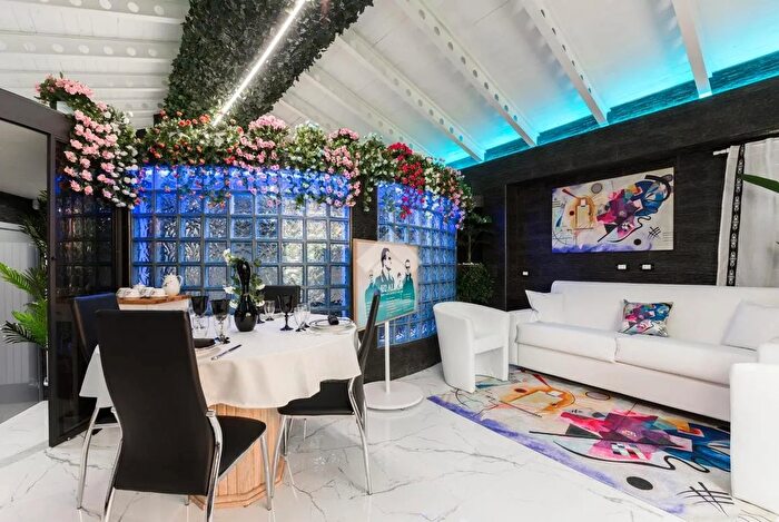 Appartamento bilocale in affitto in Via dellAcquedotto Felice, Roma