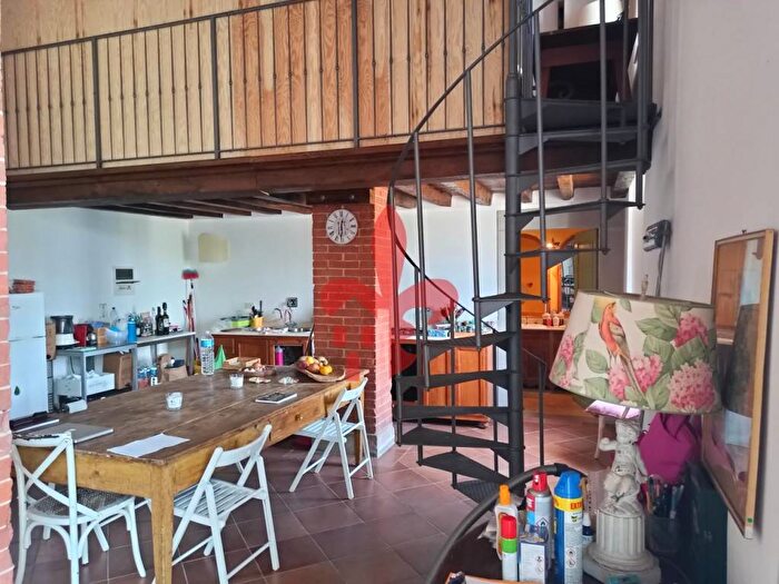 Appartamento con 5 locali in affitto in Via delle Caldine, Fiesole